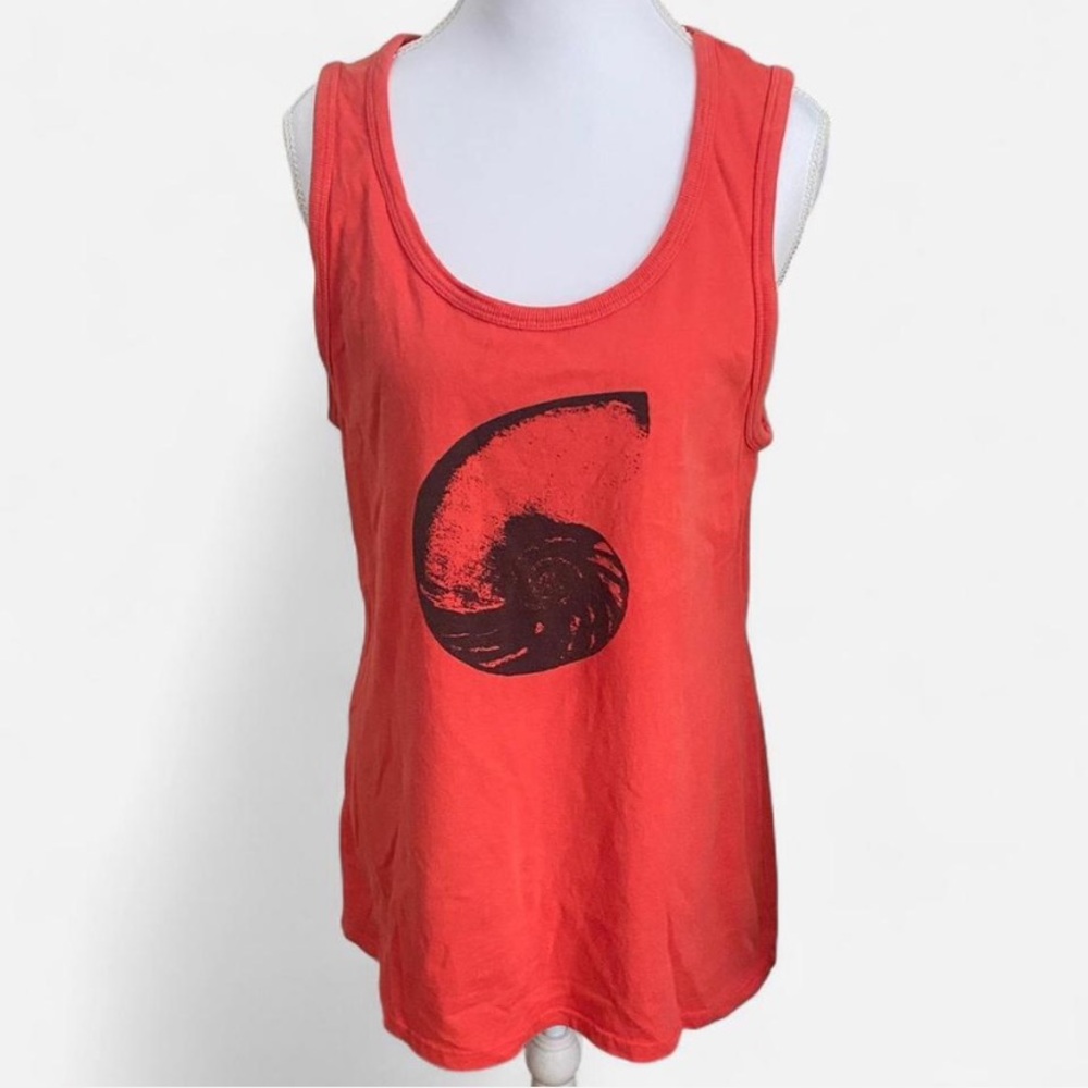 Shell Graphic Tank Top
